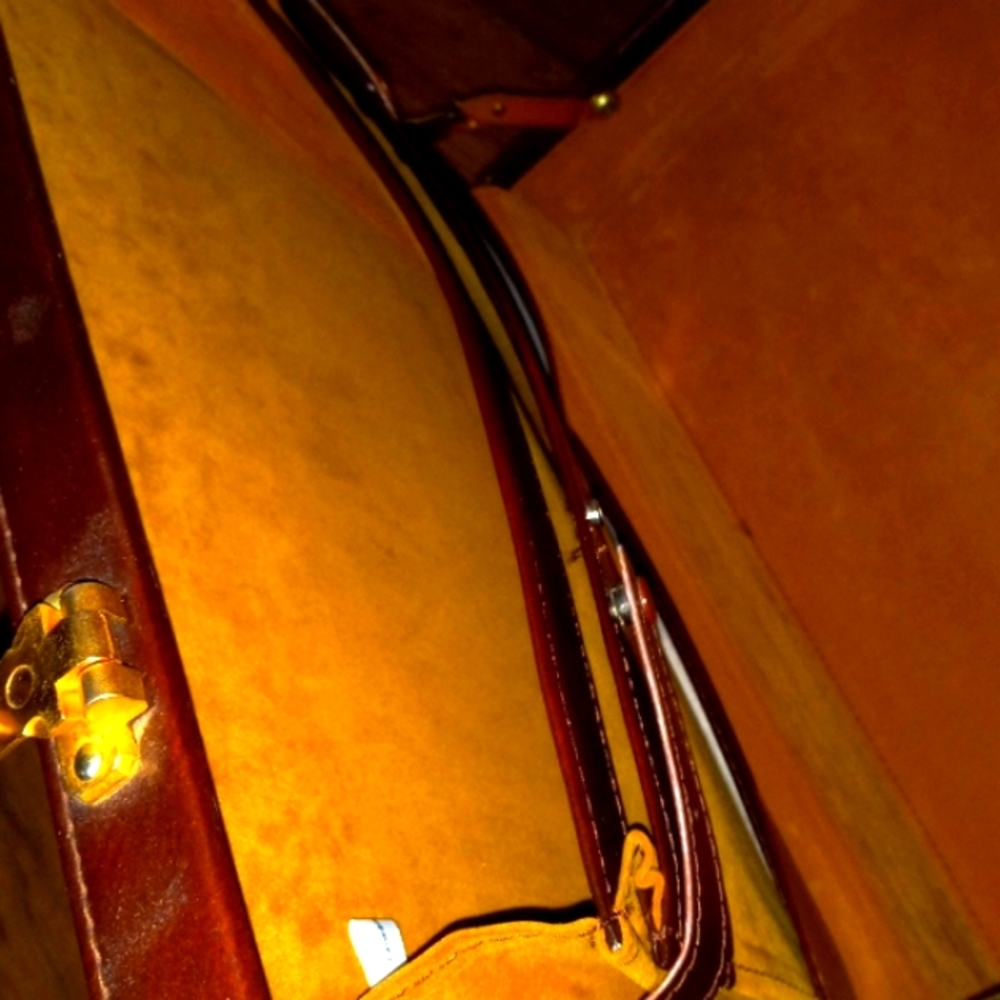 Leather case - Picture 3 of 6